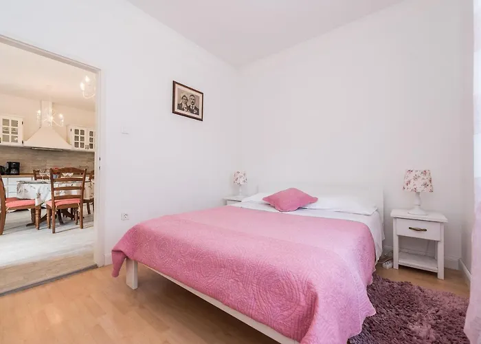 بيت للعطل Marica