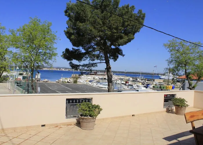 بيت للعطل Marica